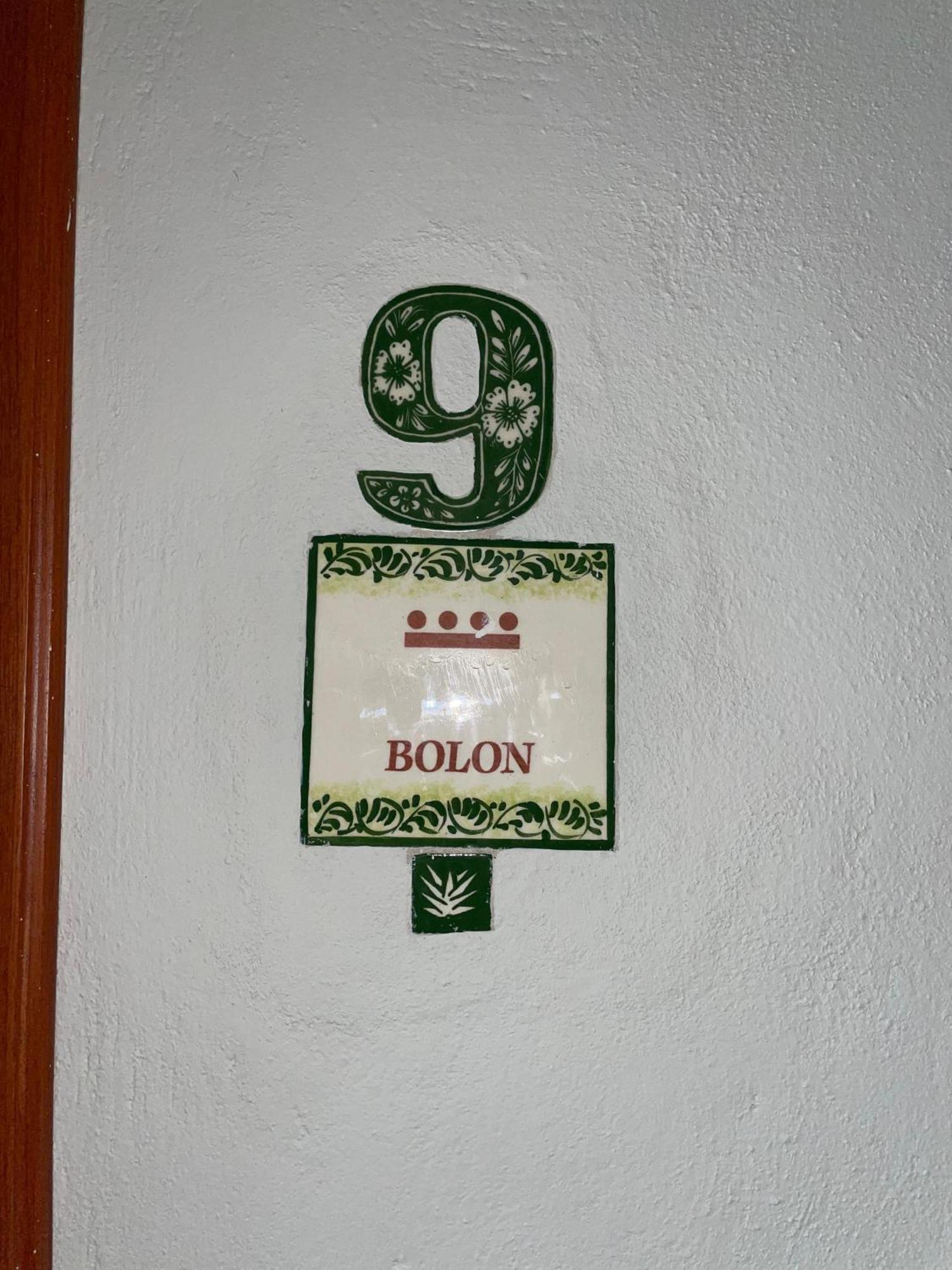 ואיאדוליד Hostal Poquito A Poquito מראה חיצוני תמונה