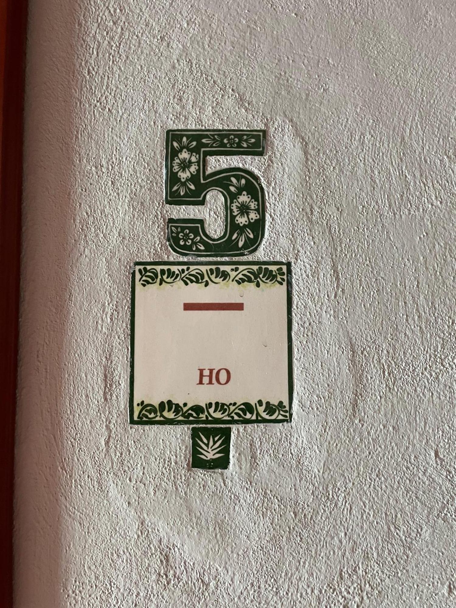 ואיאדוליד Hostal Poquito A Poquito מראה חיצוני תמונה