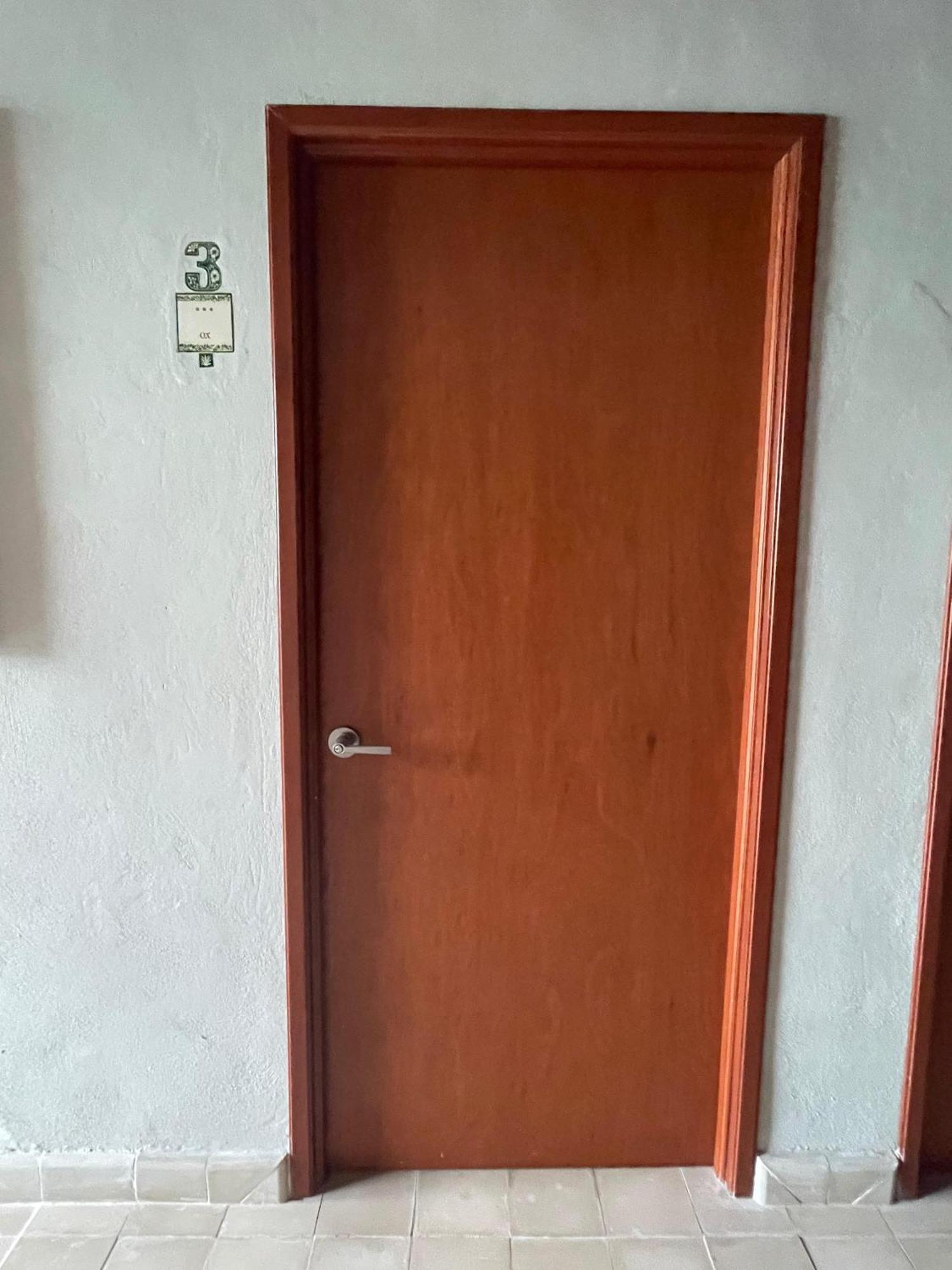 ואיאדוליד Hostal Poquito A Poquito מראה חיצוני תמונה