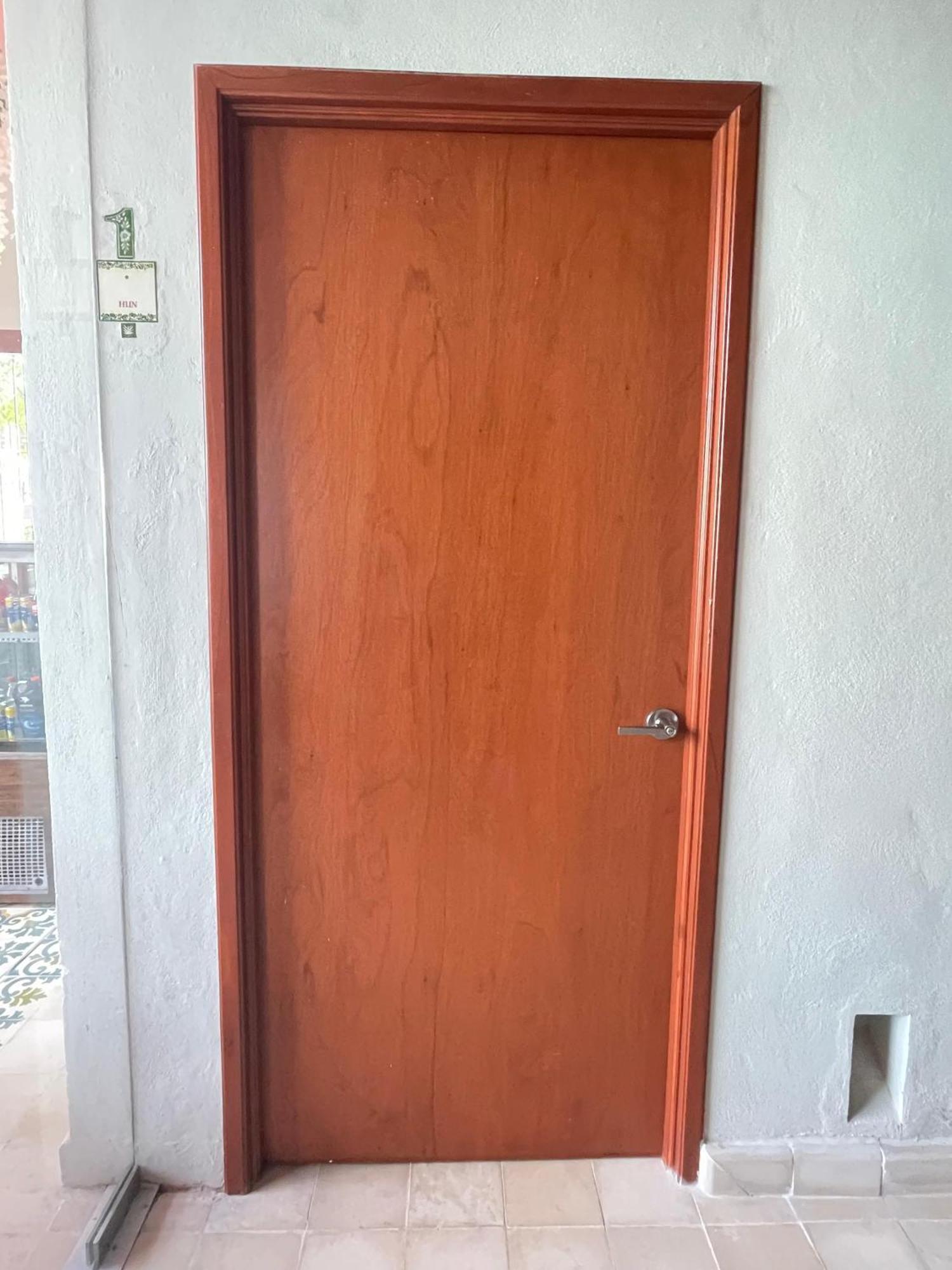 ואיאדוליד Hostal Poquito A Poquito מראה חיצוני תמונה