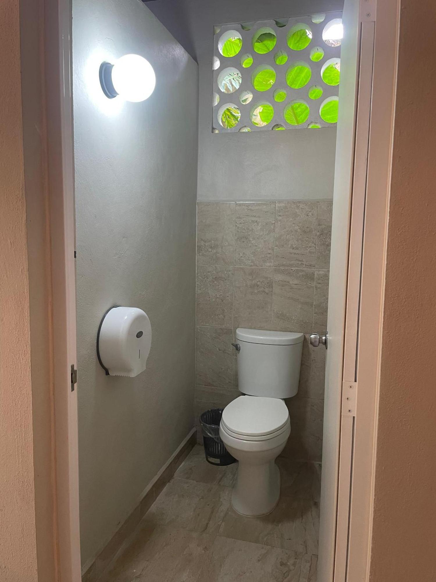 ואיאדוליד Hostal Poquito A Poquito מראה חיצוני תמונה